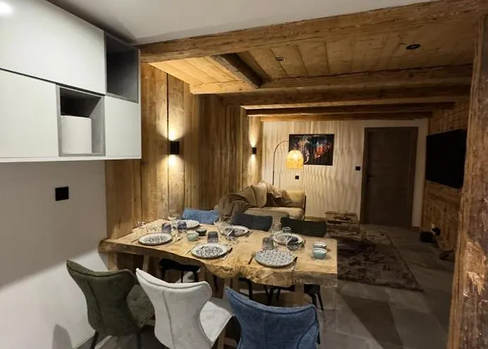 Le Hameau Des Roches Appartement *
