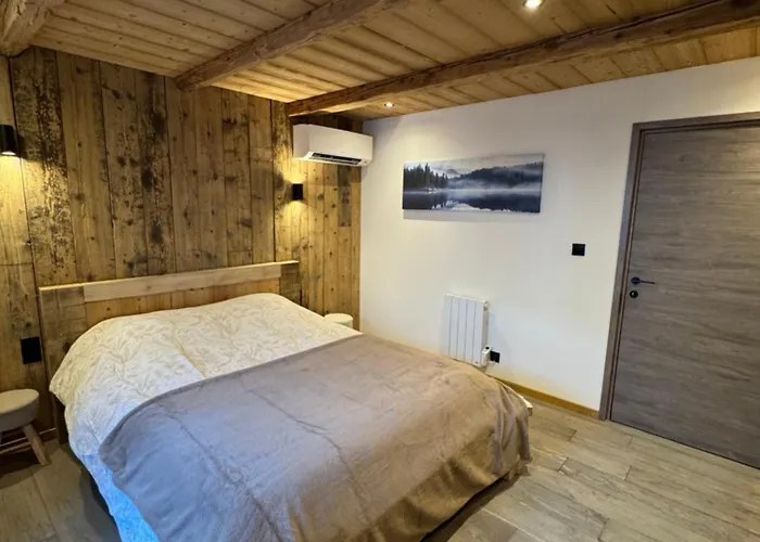 Le Hameau Des Roches *